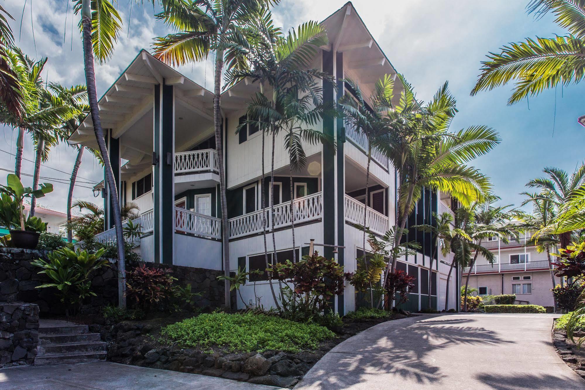 Big Island Retreat Hotel Kailua-Kona Exterior photo